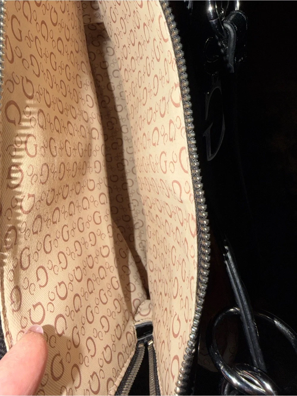 Guess classic large